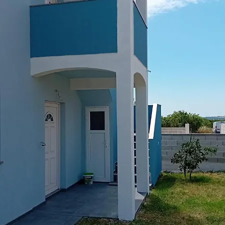 Ganic Apartment